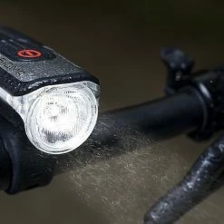 Sigma Aura-80 Und Blaze-Set Mit Akku Für USB-Ladegerät -Teile Verkäufe Sigma Frontleuchte Batterieleuchte LED Akku Aura 80 Lux USB 17800 4016224178001 070 28037d